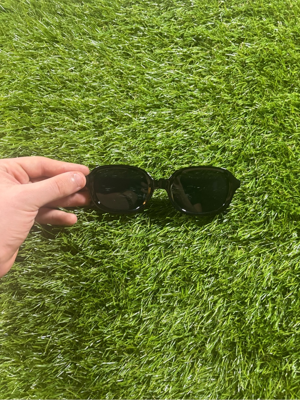 Classic Black Round Women's Sunglasses